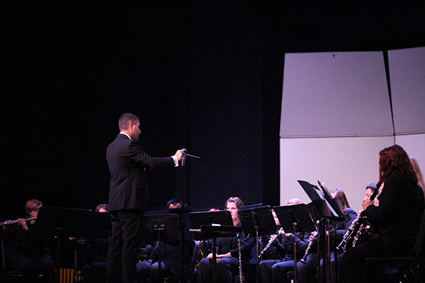 Southeastern Symphonic Winds performed a concert Wednesday, Nov. 16 directed by Dr. Michael Scheuerman