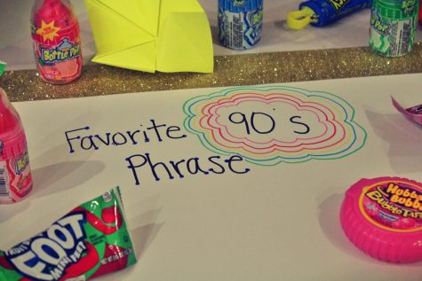 90's themed decorations and snacks were featured at the HRL event