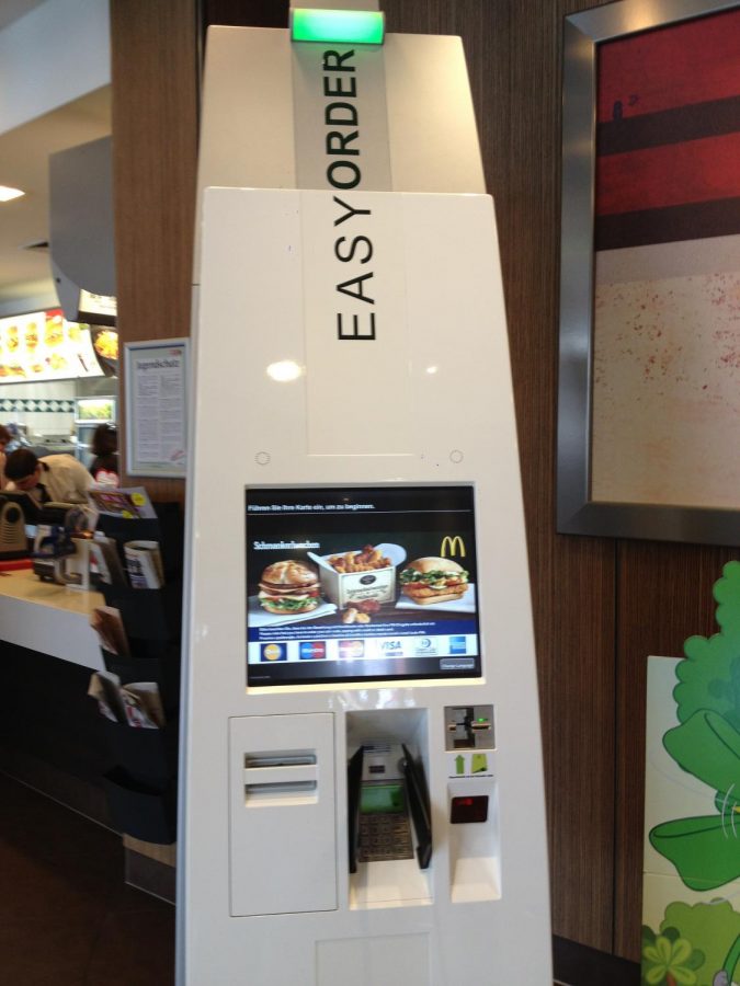 McDonalds Payment Machine
https://creativecommons.org/licenses/by/3.0/deed.en