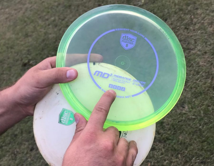 Jordan Maxie explains what the corresponding numbers, on the discs represent:
1. Speed
2. Glide
3. Fade
4. Turn